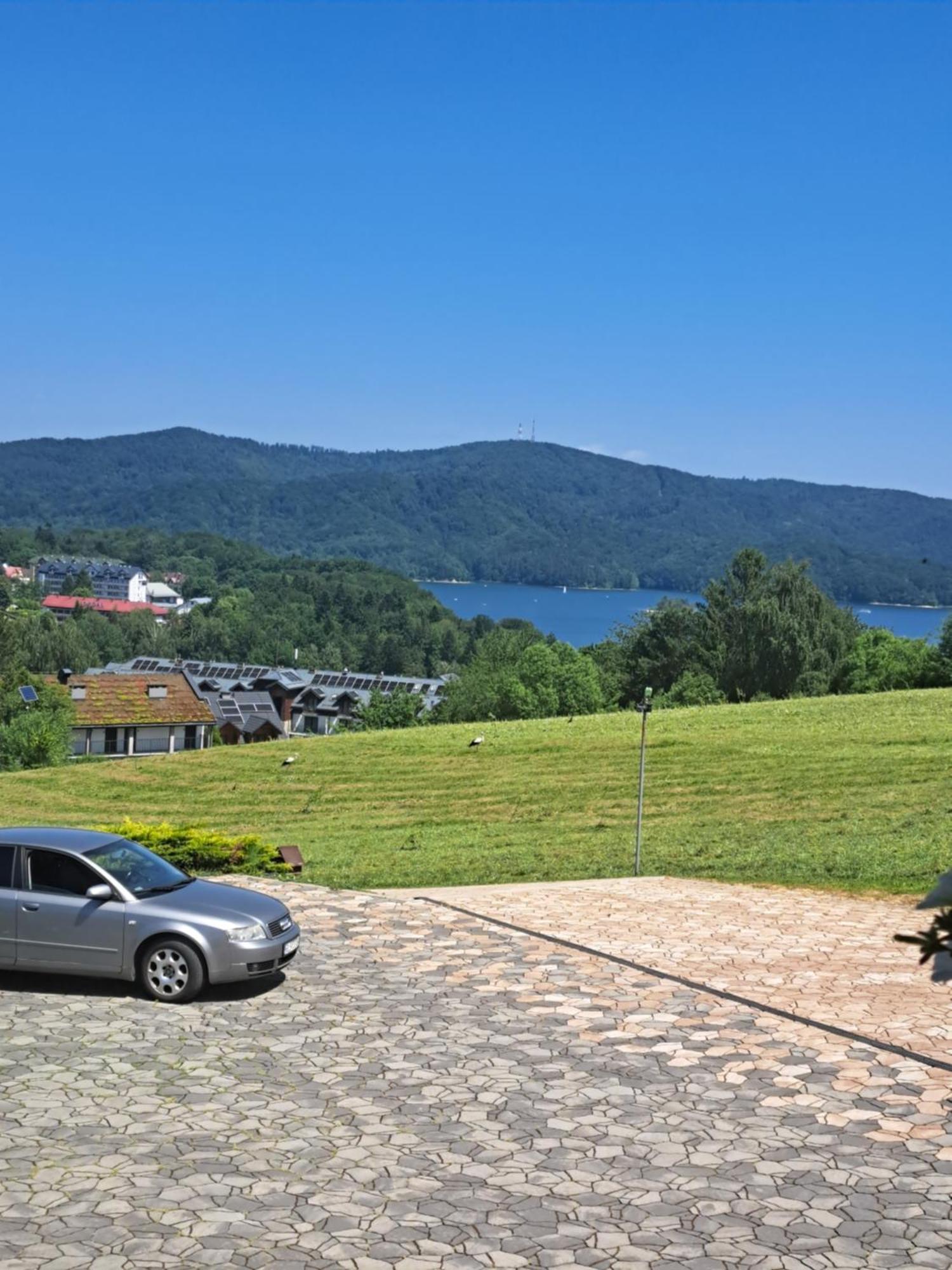 Diana- Z Panorama Jeziora I Gor W Polanczyku Homestay